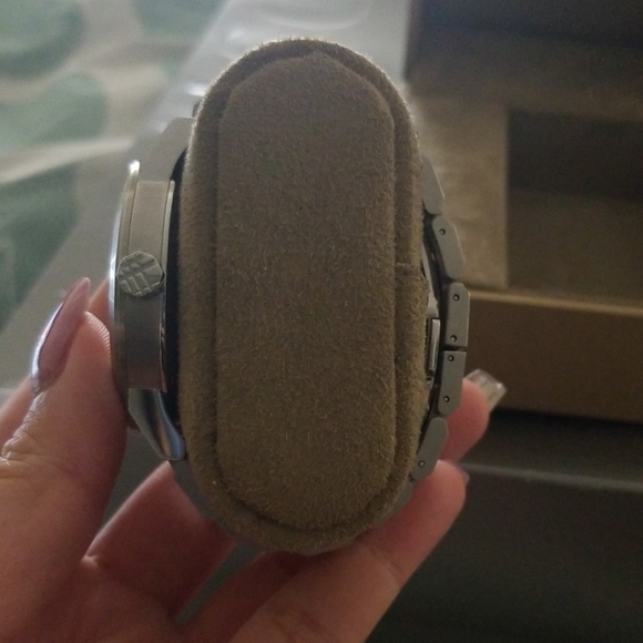 Burberry Watch - Picture 4 of 5